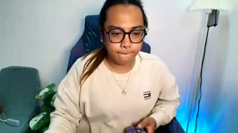 Snapshot of your_dreamgirlxxx69 chatting on 06.24.26 your_dreamgirlxxx69 online show from 06.24.26
