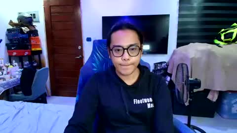 Snapshot of your_dreamgirlxxx69 chatting on 07.31.26 your_dreamgirlxxx69 online show from 07.31.26