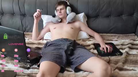 Kelly online show from 09.17.25