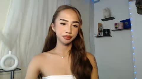 Snapshot of your_girl_cessxoxo chatting on 04.18.26 your_girl_cessxoxo online show from 04.18.26