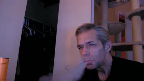 Snapshot of your_king_of_hearts chatting on 10.21.25 Sophiestar online show from 10.21.25