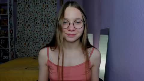 Leslie online show from 03.06.25