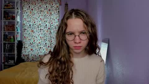 Leslie online show from 10.06.25