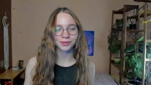 Leslie online show from 05.05.26