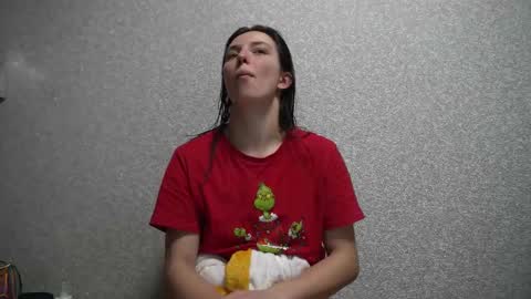 Snapshot of your_little_flexible_girl chatting on 02.20.25 Meri online show from 02.20.25
