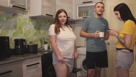 Daria and Lesia online show from 12.15.24