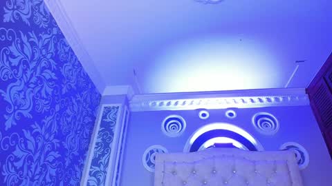 Salome online show from 12.04.24