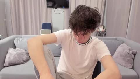 your_shy_guy online show from 01.26.25