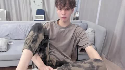 your_shy_guy online show from 02.24.25