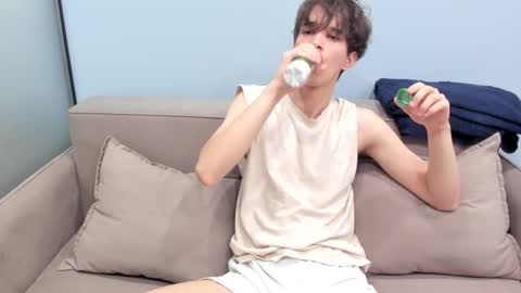 your_shy_guy online show from 09.09.25