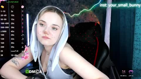 Molly online show from 04.06.26