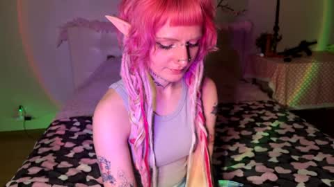 Snapshot of your_sweetpussy chatting on 05.31.26 Anya online show from 05.31.26