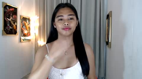 Snapshot of yourangelofsex chatting on 07.22.26 yourangelofsex online show from 07.22.26