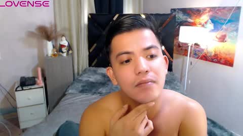 Snapshot of yourasian_bradley chatting on 09.26.25 yourasian_bradley online show from 09.26.25