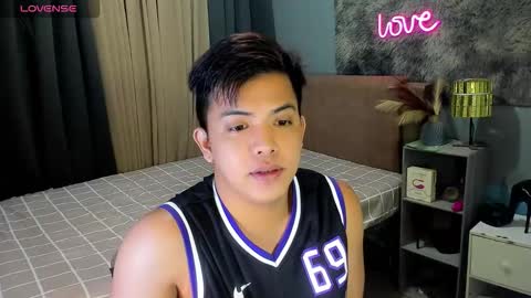 yourasian_bradley online show from 02.05.26