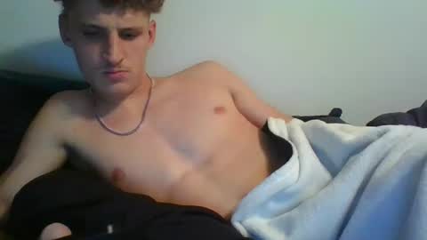 Snapshot of yourbitch1762 chatting on 09.15.25 yourbitch1762 online show from 09.15.25