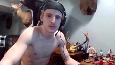 Snapshot of yourbitch1762 chatting on 02.20.26 yourbitch1762 online show from 02.20.26