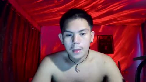 Snapshot of yourboynash chatting on 07.14.26 nash online show from 07.14.26