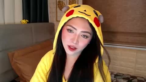 JEN  online show from 01.06.25