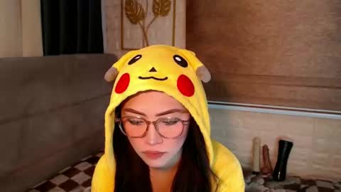 JEN  online show from 01.08.25