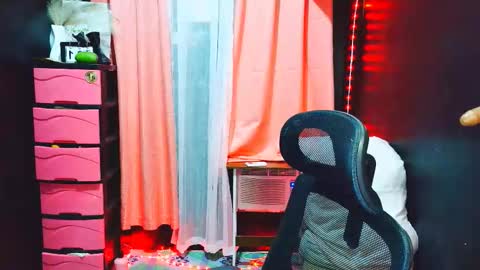 Snapshot of yourdirtygirl_lyla chatting on 02.02.26 yourdirtygirl_lyla online show from 02.02.26