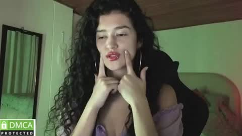 yourdreamgirl2025 online show from 06.17.26