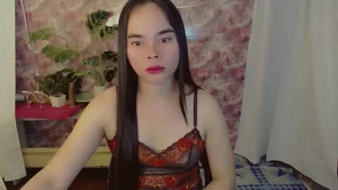 Snapshot of yourdreamgirljenelyn chatting on 05.15.26 Alice online show from 05.15.26