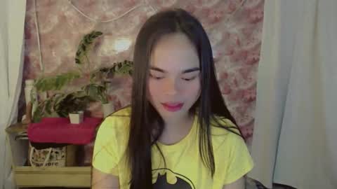 Snapshot of yourdreamgirljenelyn chatting on 05.29.26 Alice online show from 05.29.26