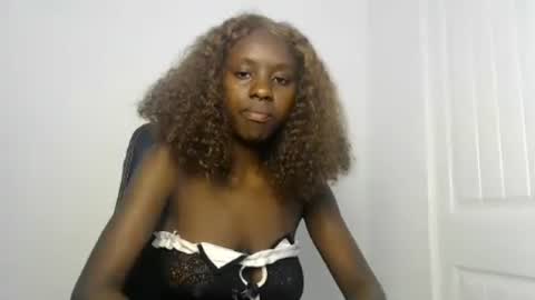Snapshot of yourebony_desire chatting on 07.10.26 Desiree online show from 07.10.26
