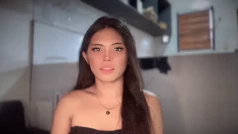 Snapshot of yourehot_pretty chatting on 05.17.26 Do read my bio online show from 05.17.26