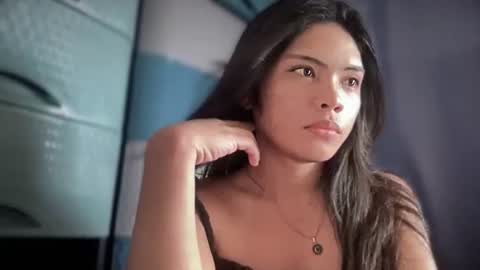 Snapshot of yourehot_pretty chatting on 05.29.26 Do read my bio online show from 05.29.26