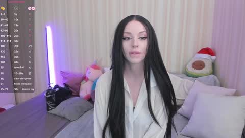 Snapshot of youreyesgazm chatting on 01.14.25 Mary online show from 01.14.25