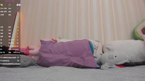 Snapshot of youreyesgazm chatting on 02.20.25 Mary online show from 02.20.25