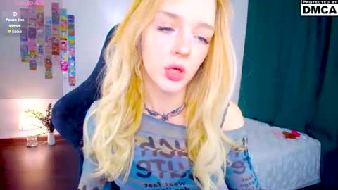 yourfairyalice_ online show from 07.22.26