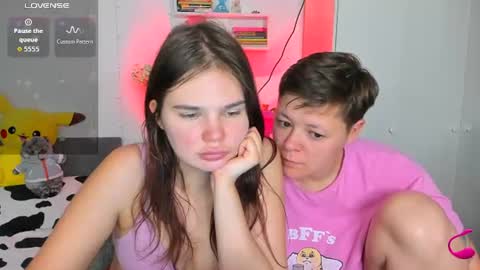 Snapshot of yourfantasyyyy_ chatting on 07.04.26 Tina and Kate online show from 07.04.26