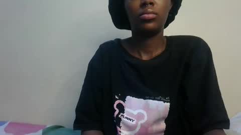 Snapshot of yourfavnigtnurse chatting on 09.21.25 Flower online show from 09.21.25