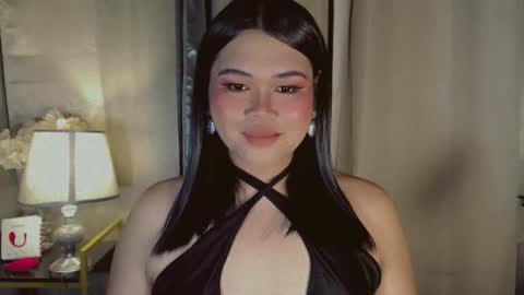 Snapshot of yourfavoratejessica chatting on 10.02.25 Jessica online show from 10.02.25