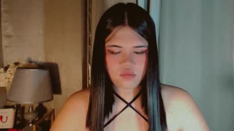 Snapshot of yourfavoratejessica chatting on 10.07.25 Jessica online show from 10.07.25