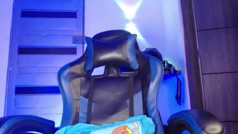yourfavorite_bigclit online show from 05.19.26