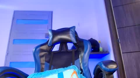 yourfavorite_bigclit online show from 06.13.26