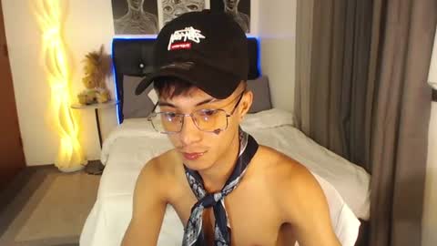 Snapshot of yourfavoritetwinkecho chatting on 07.22.26 yourfavoritetwinkecho online show from 07.22.26