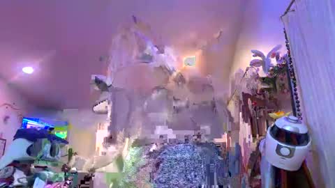 Snapshot of yourfriendlypsychopaths chatting on 01.18.25 Scarlet Bunny online show from 01.18.25