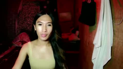 Snapshot of yourfuckerasian chatting on 11.06.25 yourfuckerasian online show from 11.06.25