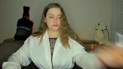 Snapshot of yourgem__ chatting on 02.18.25 yourgem__ online show from 02.18.25