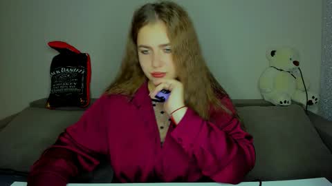 Snapshot of yourgem__ chatting on 09.10.25 yourgem__ online show from 09.10.25