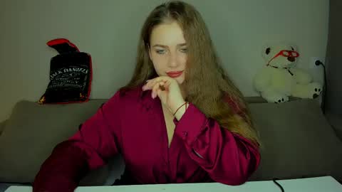 Snapshot of yourgem__ chatting on 10.09.25 yourgem__ online show from 10.09.25