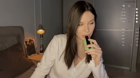 Snapshot of yourher0in chatting on 01.26.25 Aida online show from 01.26.25