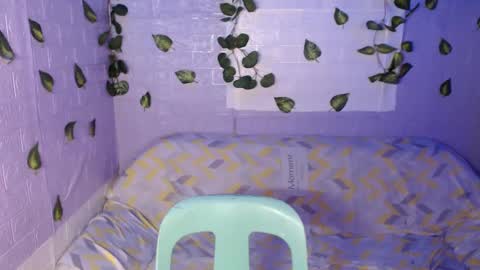 yourhotbarbie_chantal online show from 02.05.25