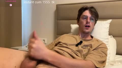 Snapshot of yourhotchristian chatting on 04.30.26 Chris online show from 04.30.26