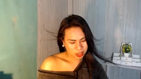 Snapshot of yourhottie_winxxx chatting on 07.19.26 Mauie online show from 07.19.26